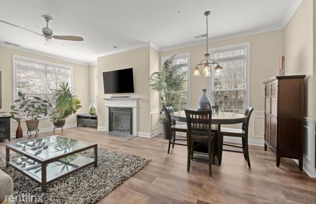 2277 R Tenor Lane