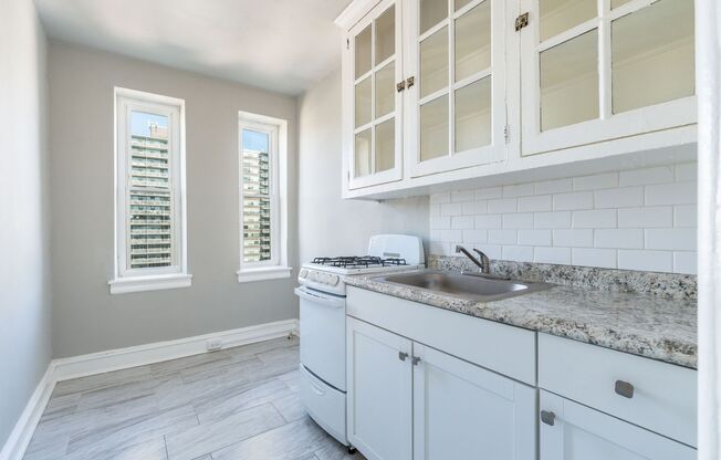 1 bed, 1 bath, 550 sqft, $1,375, Unit D4