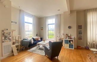 2 Rollins St, Boston MA D501
