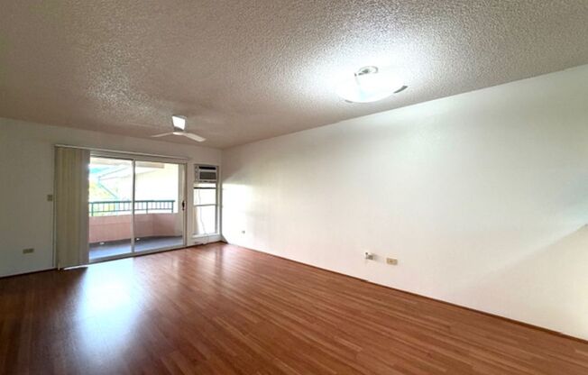 2 Bedroom, 2 Bathroom, 2 Parking, Salt Lake (Country Club Village)