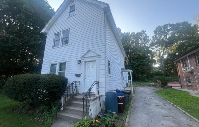 18851 85 RD