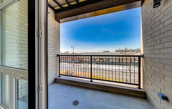 2 beds, 2 baths, 1,365 sqft, $3,100, Unit 306