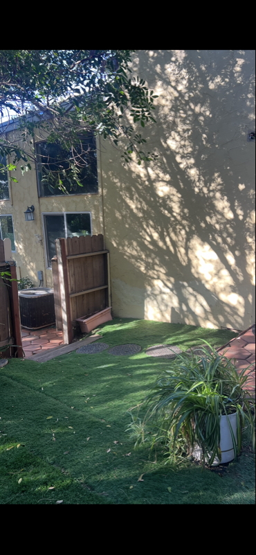 1824 SHADOW KNLS PL