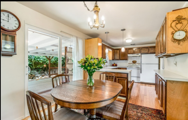 523 SW 160TH ST