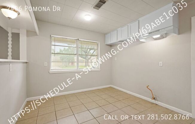 2406 POMONA DR