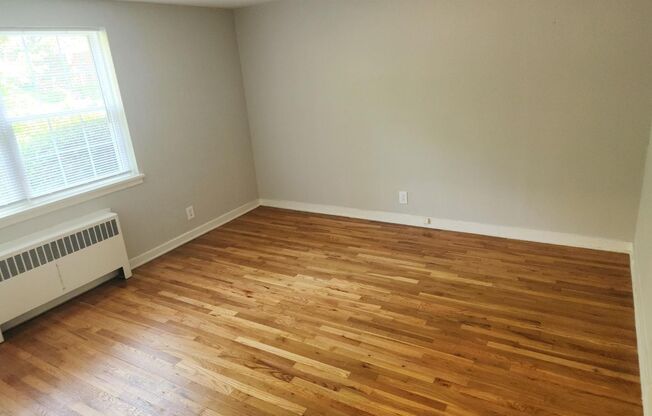 1 bed, 1 bath, 663 sqft, $1,900