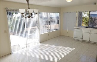 Charming Centrally located 3 Bedroom 2 Bath in Mira Mesa