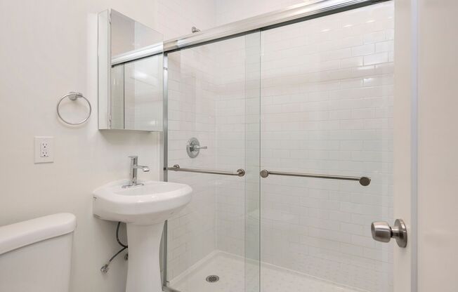 Studio, 1 bath, 464 sqft, $1,375, Unit 209
