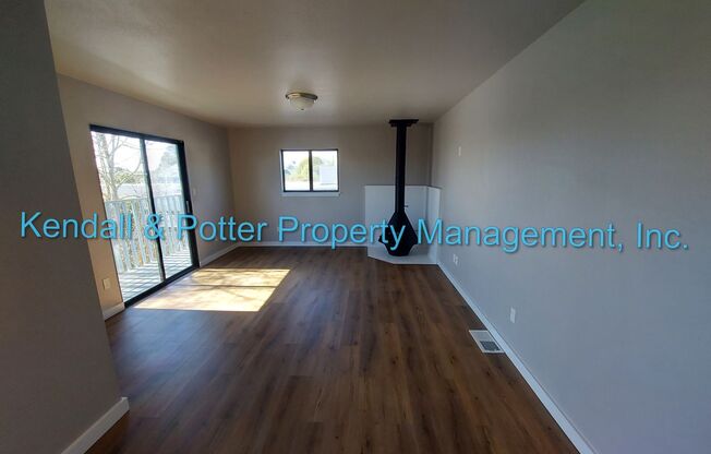 2 beds, 1 bath, 1,000 sqft, $3,500, Unit A