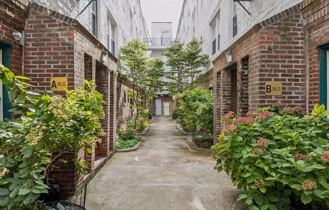 1 bed, 1 bath, 550 sqft, $1,090, Unit 3412 - B11