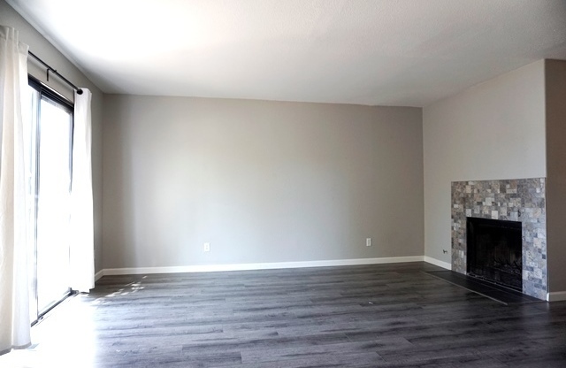 Spacious Townhome, Fireplace, Beautiful Floors, 2 Balconies, W/D, 2C Garage, Pool!