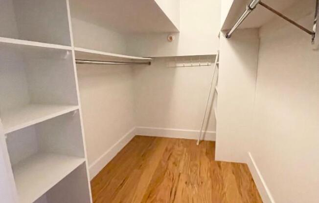 1 bed, 1 bath, 834 sqft, $5,200, Unit 1501