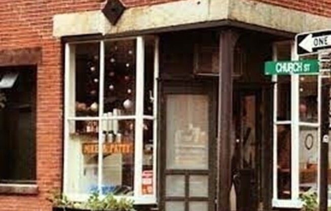 11 CHURCH ST