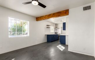 2452 E. Amelia Ave.