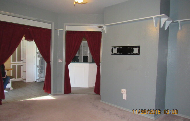 3 beds, 2 baths, $1,595