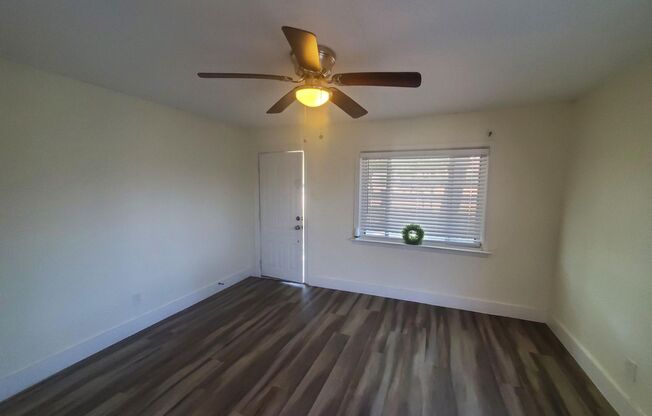 2 beds, 1 bath, $1,375