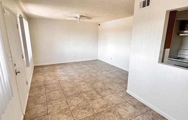 Casita Robles Apartments