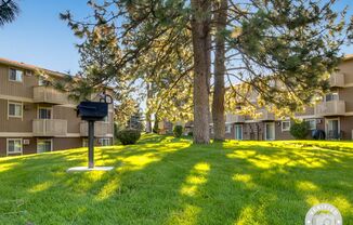 2 beds, 1 bath, 780 sqft, $1,290, Unit 26