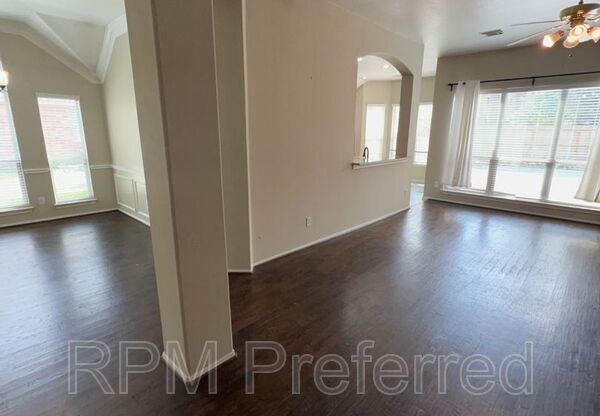 24802 JILLIAN WAY CT