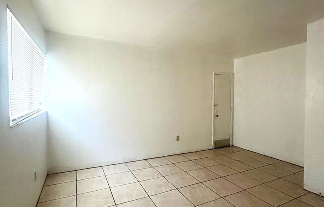 1 bed, 1 bath, $1,800