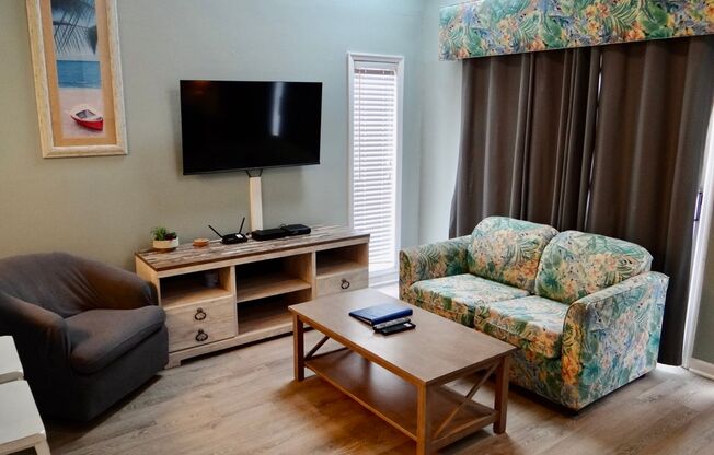 Fully Furnished W/ All Utilities Included! Seasonal Rental available 9/25/24-3/31/25