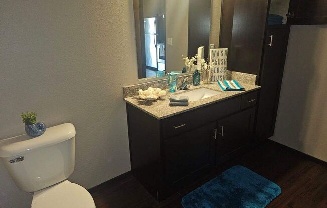 2 beds, 2 baths, 1,250 sqft, $1,890, Unit 5322