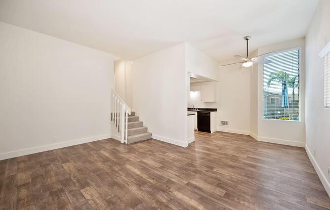 1 bed, 1 bath, 725 sqft, $2,445