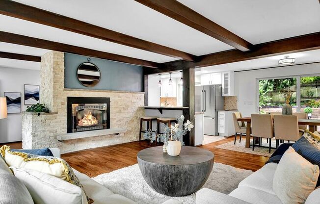 Connection, Comfort, and Calm all in the heart of Lake Forest