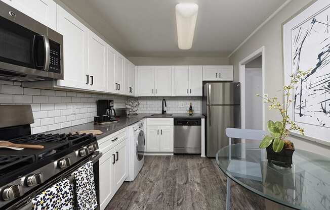 PLATINUM Premium Upgraded Kitchen at Trillium Apartments, Fairfax, 22031