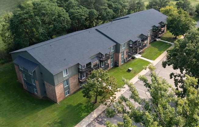 Cordoba Apartments in Farmington Hills