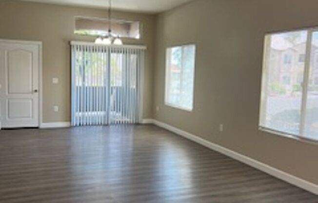 1st Floor Condo in Gated Sunset Cliffs community