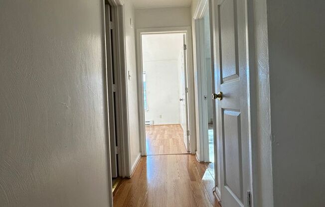 Norfolk-E Little Creek Rd 2 BR/ 1 Bath apartment