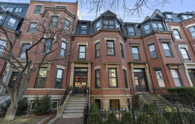 352 MARLBOROUGH ST