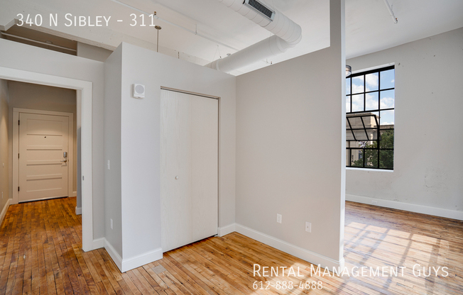340 N SIBLEY ST