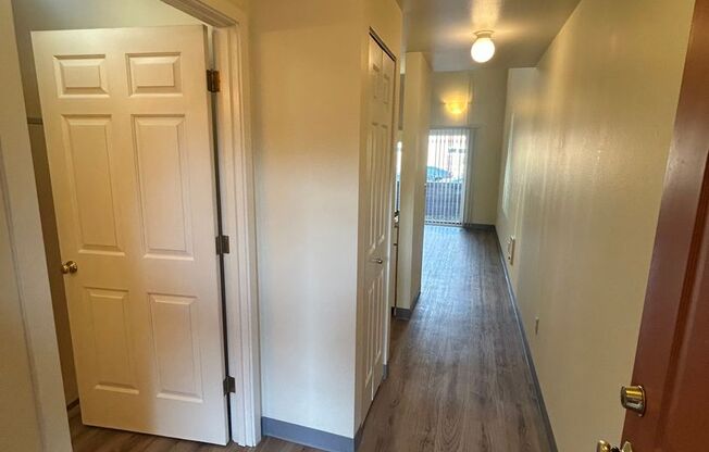 640 E 15 AVE