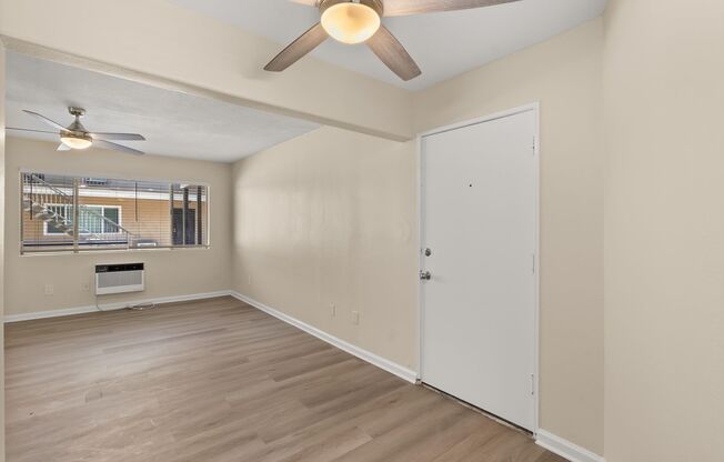 3 beds, 1.5 baths, 1,000 sqft, $2,550, Unit 4133-A
