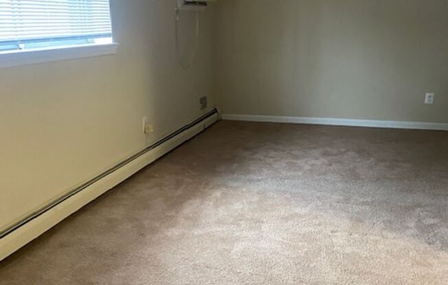 1 bed, 1 bath, 625 sqft, $1,250, Unit G08