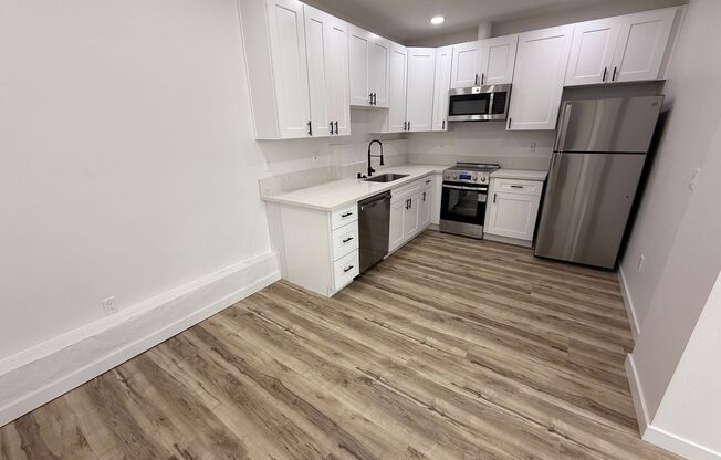 2 beds, 1 bath, 500 sqft, $2,595, Unit #45