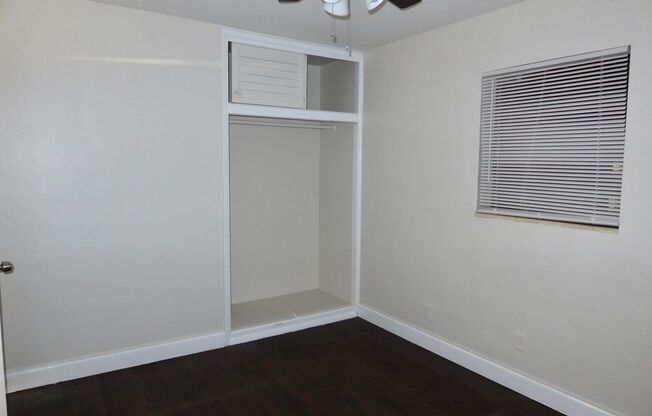 2 beds, 1 bath, $2,395