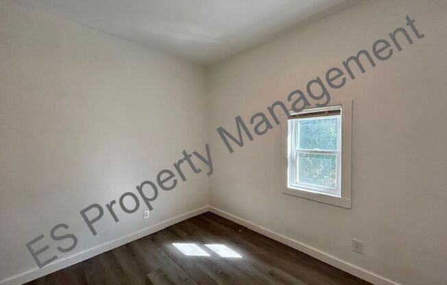 2 beds, 1 bath, $1,205