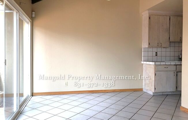 Charming 2-Bed 1-Bath Home with Vaulted Ceilings and Spacious Deck on Cul-de-Sac in North Salinas