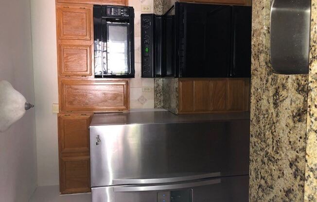 685 YOUNGSTOWN PARKWAY, UNIT #301