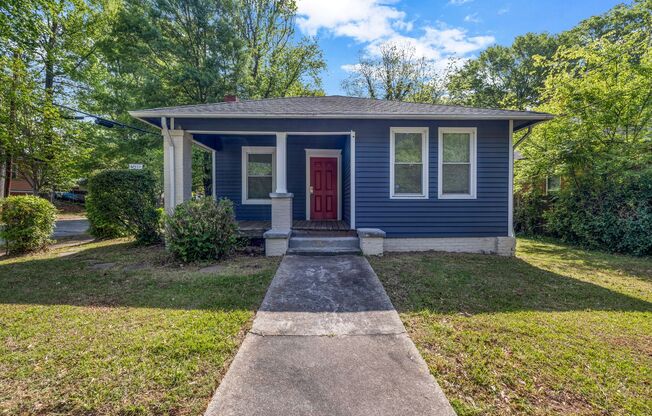 Charming 3 Bedroom, 2 Bathroom Home in the Heart of Atlanta!