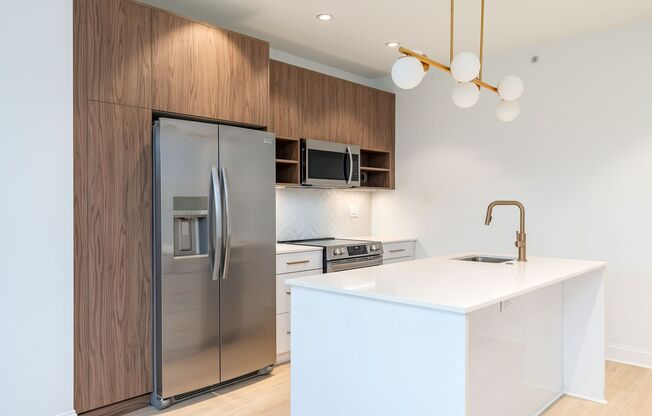 2 beds, 2 baths, 1,022 sqft, $2,795, Unit PH-16