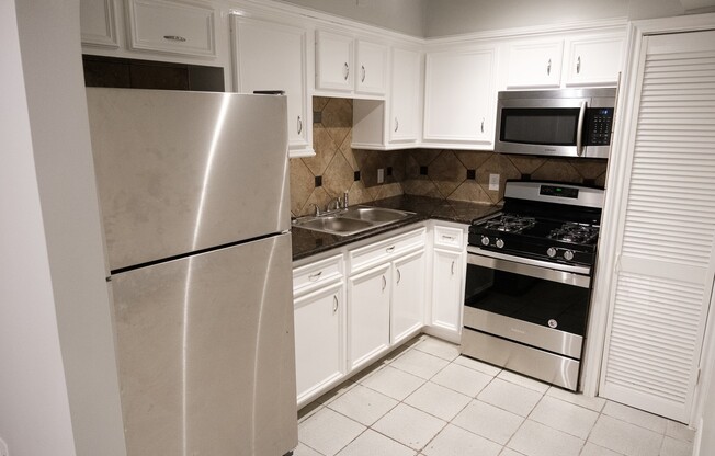 2801 Carrolton