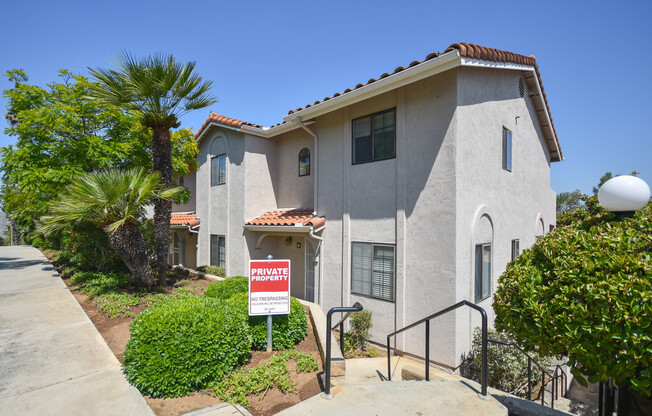 Beautiful Escondido Townhouse with beautiful View!