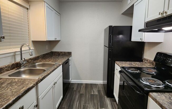 2 beds, 2 baths, 931 sqft, $1,195, Unit 02-0213