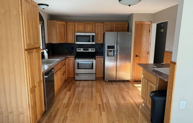 Mid Town Fort Collins Home for lease!