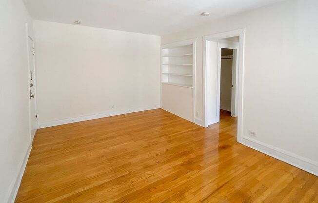 Studio, 1 bath, 445 sqft, $1,595, Unit 516-207