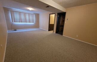 3 beds, 1 bath, $1,400